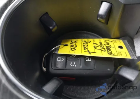 2017 Volkswagen Passat 1.8T Sel Premium z USA, uszkodzony, nr VIN 1VWCT7A35HC071630